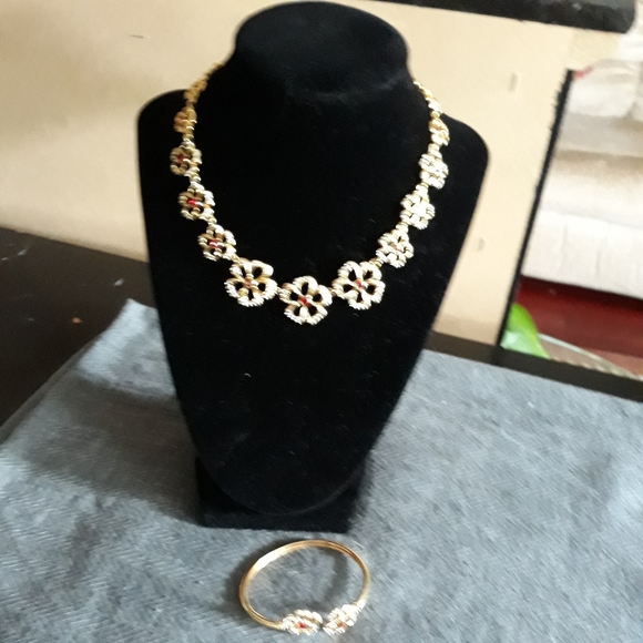 Necklace , Bracelet. - Picture 1 of 8